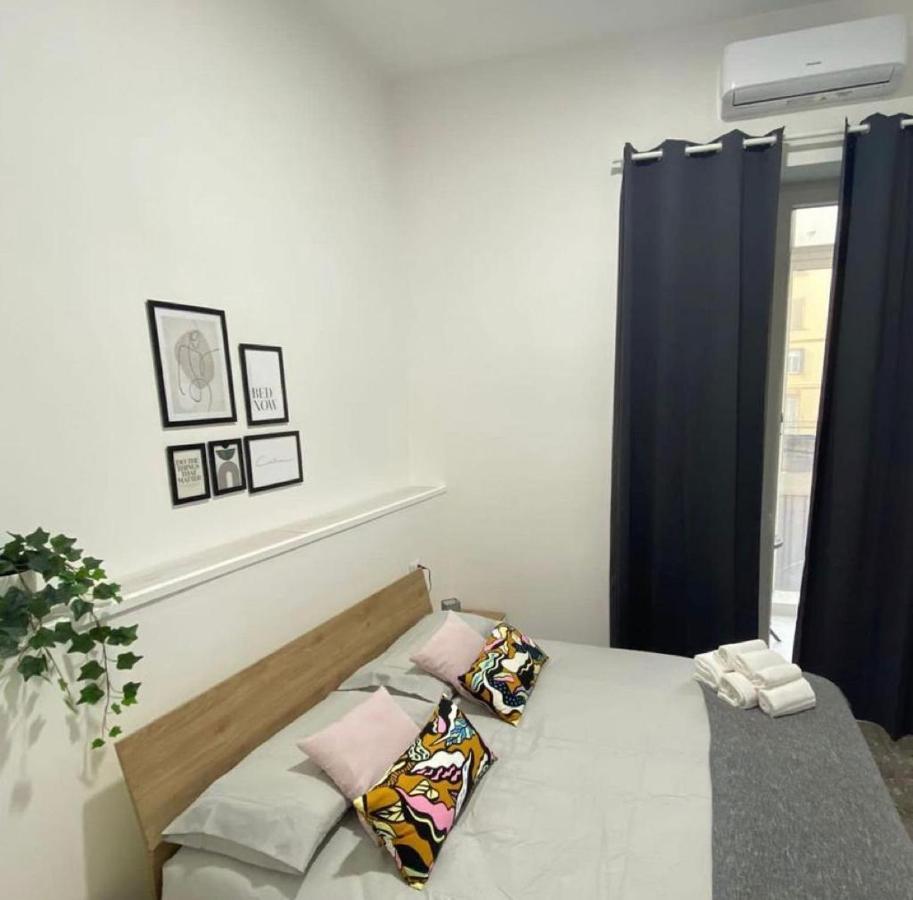 نابولي Maison Silvia المظهر الخارجي الصورة