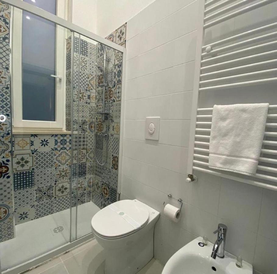 نابولي Maison Silvia المظهر الخارجي الصورة
