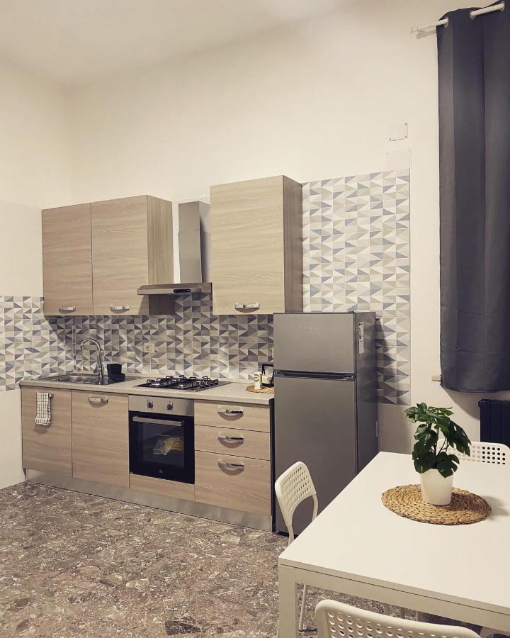 نابولي Maison Silvia المظهر الخارجي الصورة