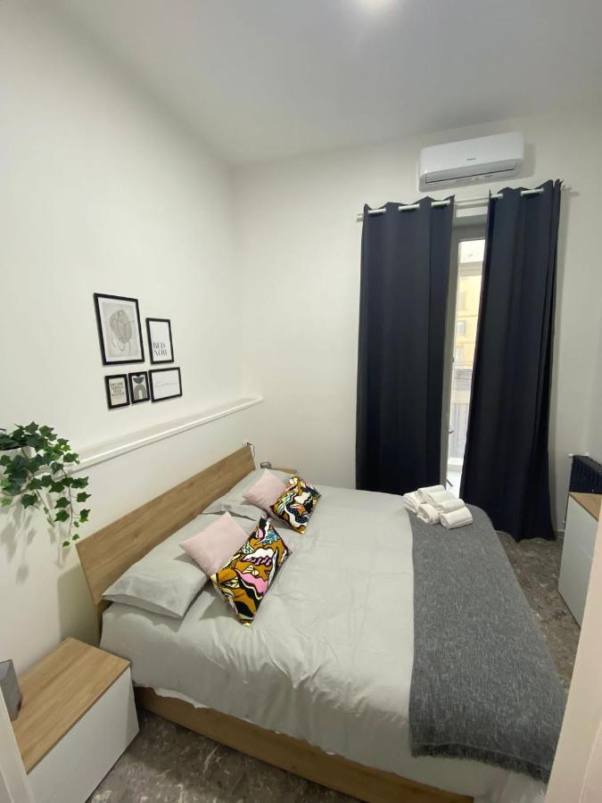 نابولي Maison Silvia المظهر الخارجي الصورة